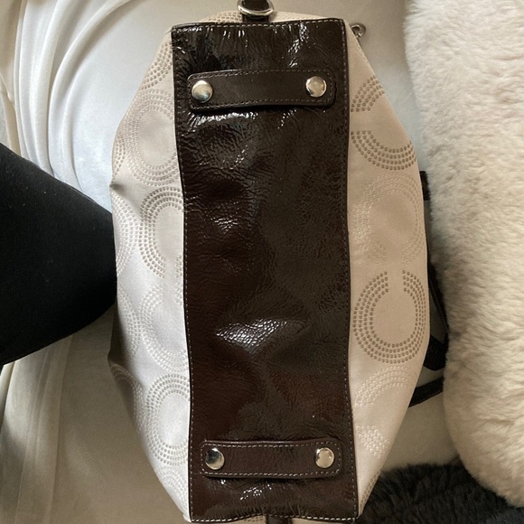 Coach Tan and Brown Shoulder Bag - Picture 6 of 10